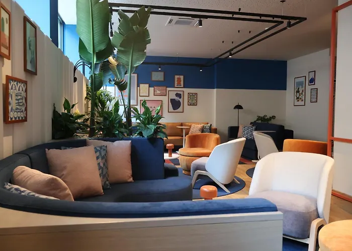 Holiday Inn Express&Suites Lisbon - Príncipe Real by IHG